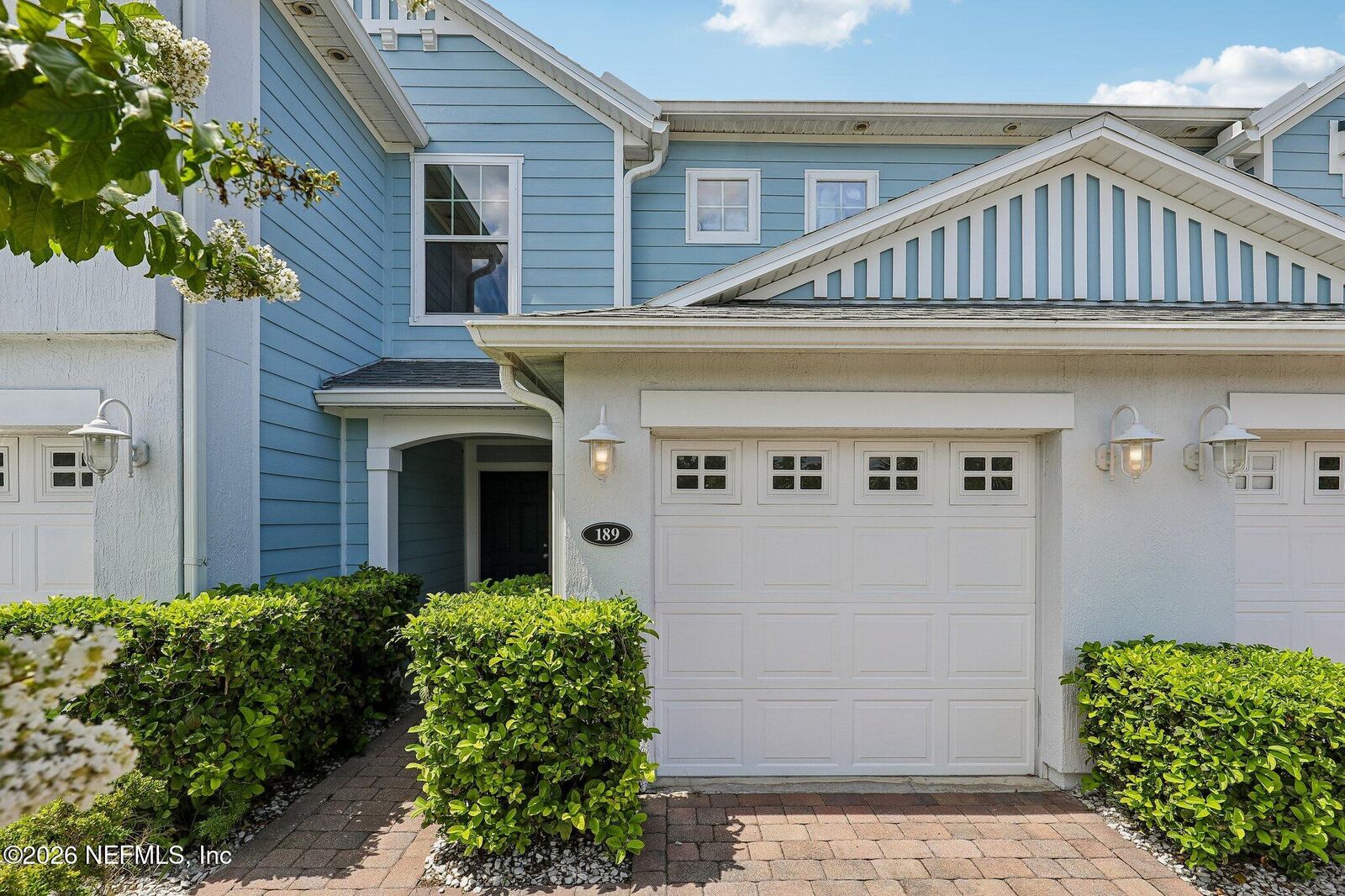 Property Photo: 189 Islander Drive FL 32080