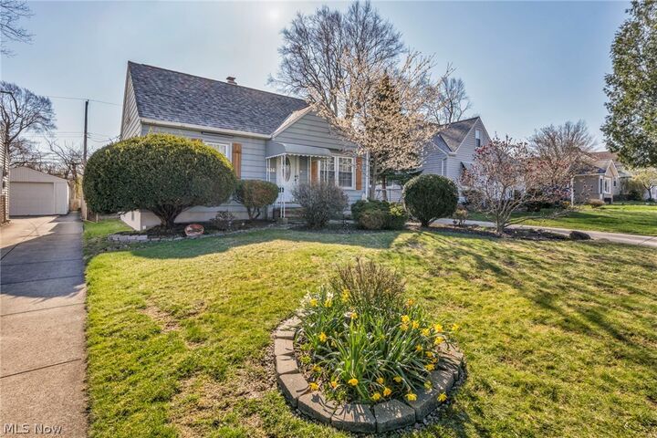 Property Photo:  1171 Genesee Avenue  OH 44124 