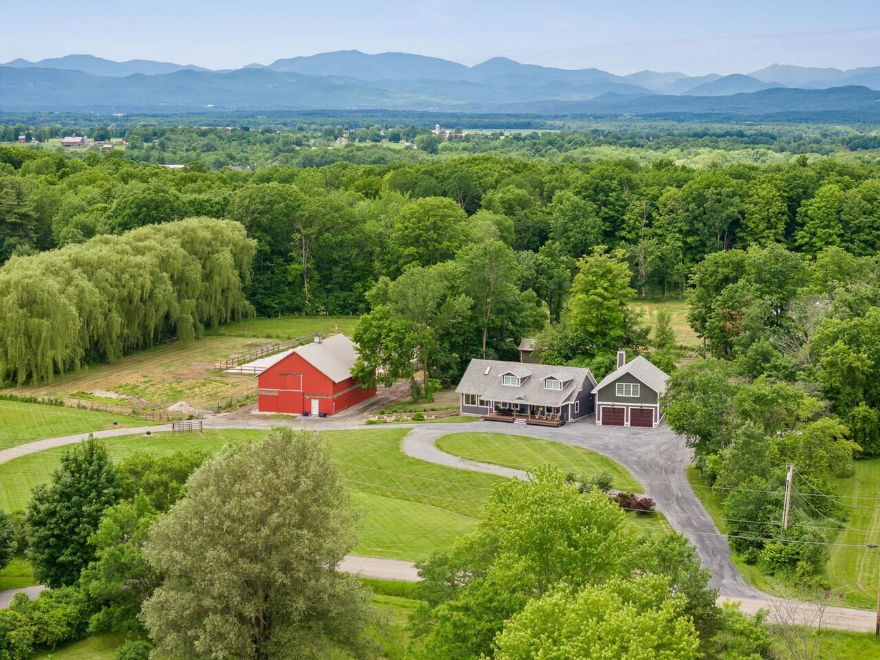 Property Photo:  1233 Satterly Road  VT 05456 