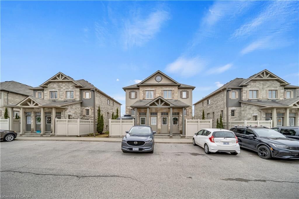 Photo de la propriété: 931 Glasgow Street 14A ON N2N 0B6