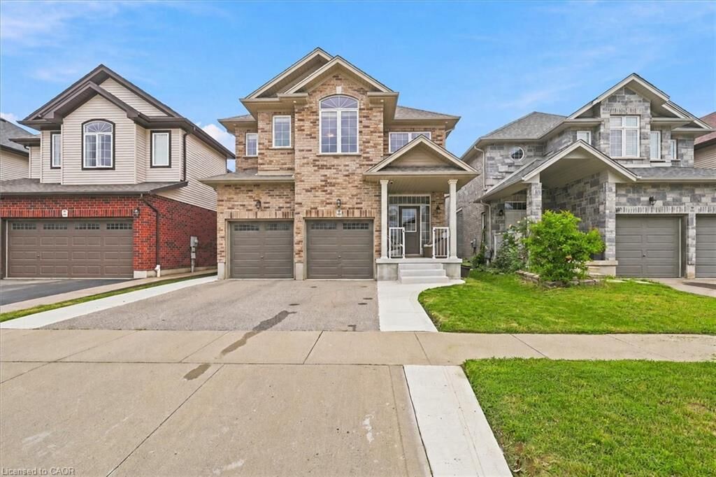 Property Photo: 921 Eden Oak Court ON N2A 0H4