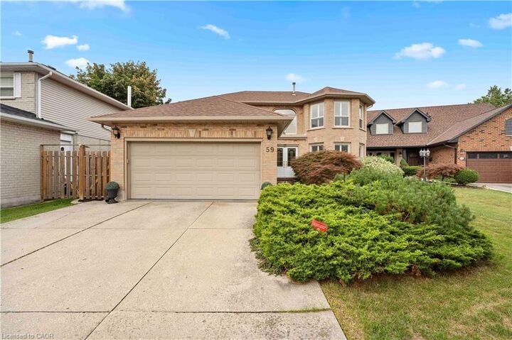 59 Randolf Court — photo 1