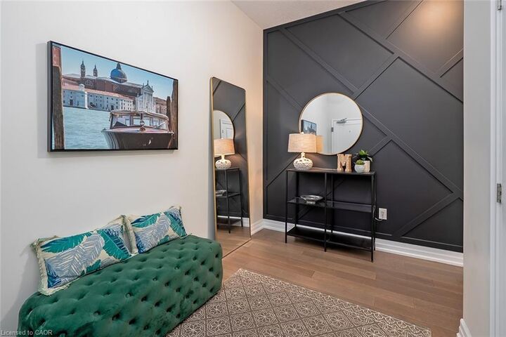 Property Photo:  1878 Gordon Street 202  ON N1L 0P4 