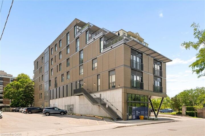 Property Photo:  51 David Street 404  ON N2G 1K1 