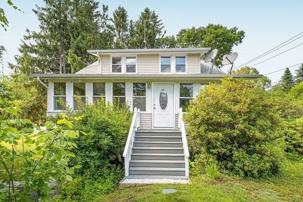Property Photo:  63 Chester  MA 01008 