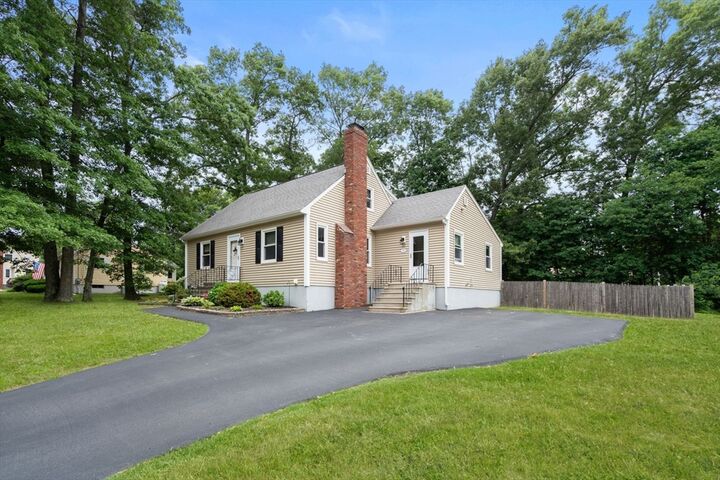 Property Photo: 9 Laurel Ln MA 02019