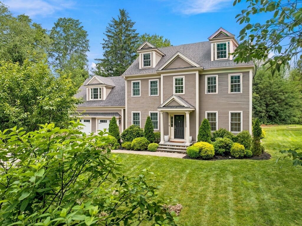 Property Photo:  7 Davis Rd  MA 01730 