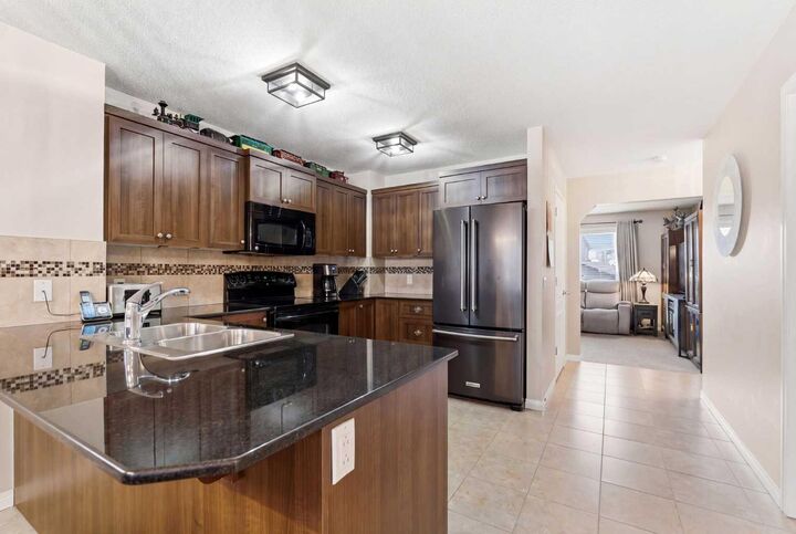 Property Photo:  107 Skyview Springs Manor NE  AB T3N 0A8 