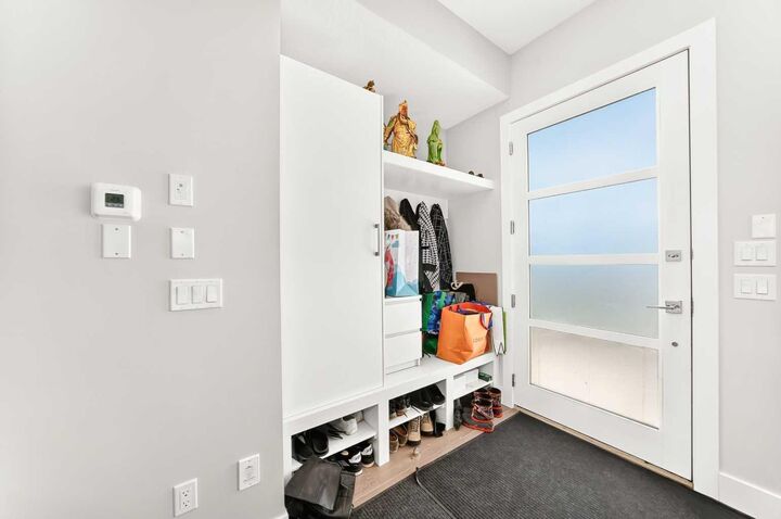 Property Photo: 3014 Cochrane Road NW AB T2M 4J3