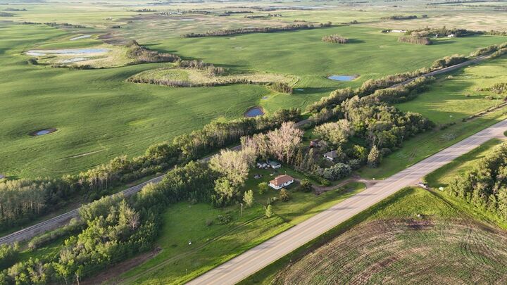 Property Photo: 20148 Hwy 12 AB T0C 2L0