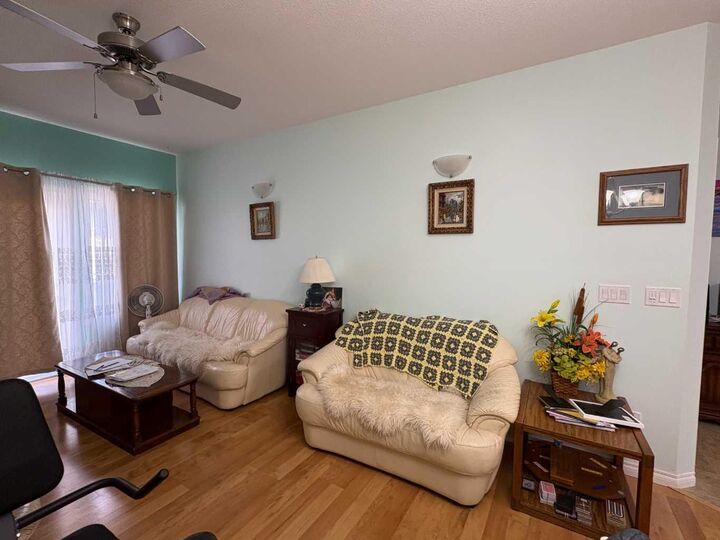 Property Photo:  4516 54 Street  AB T4J 1J4 