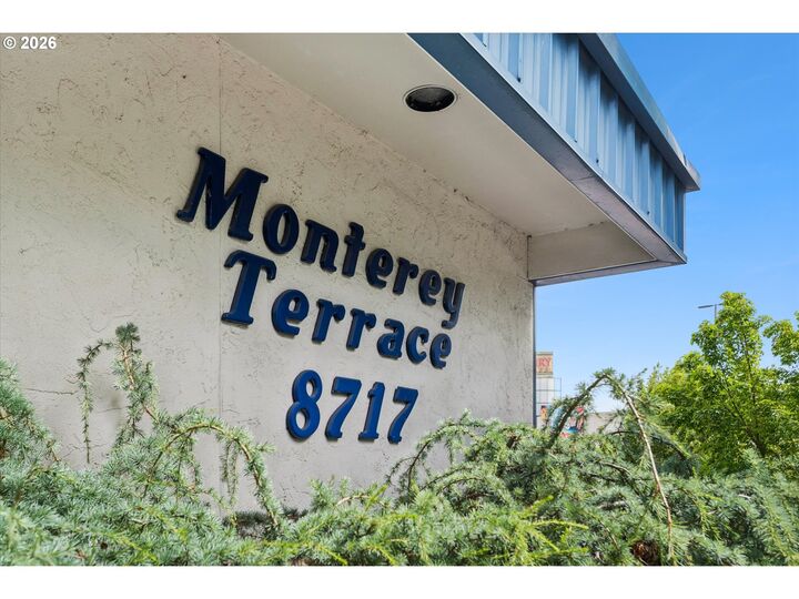 Property Photo:  8717 SE Monterey Ave 209  OR 97086 