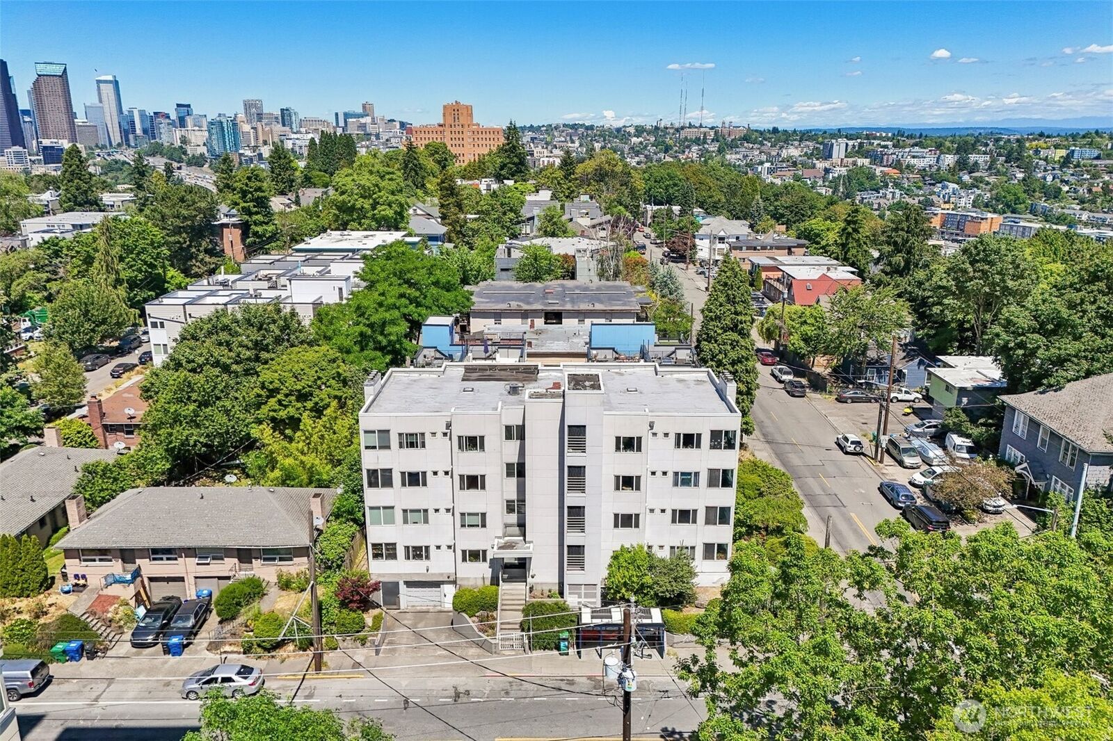 Property Photo:  1312 S Massachusetts Street 301  WA 98144 
