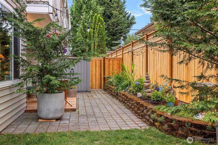 Property Photo:  2009  196th Street SE E104  WA 98012 