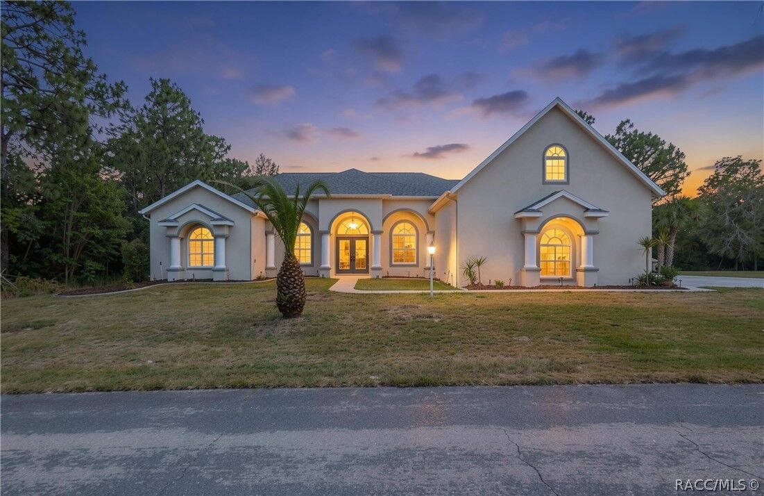 Property Photo:  1 Stokesia Court S  FL 34446 