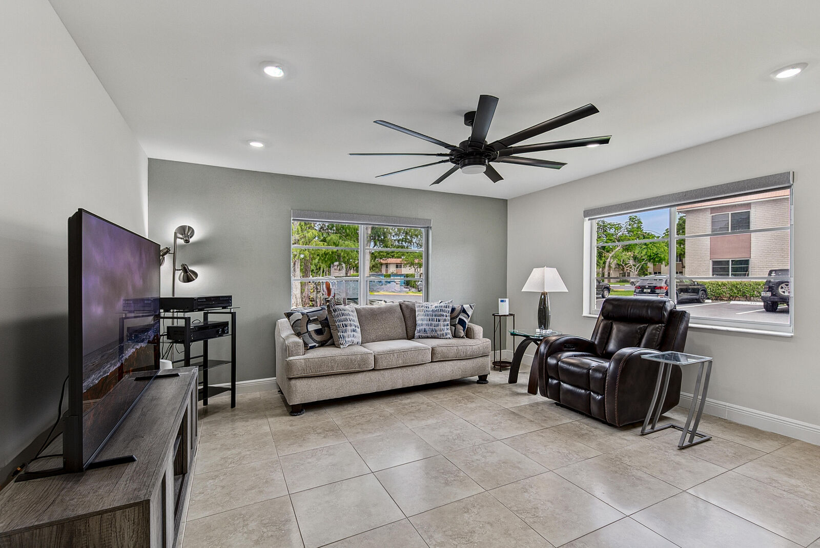 Property Photo:  9 NE 19th Court C112  FL 33305 