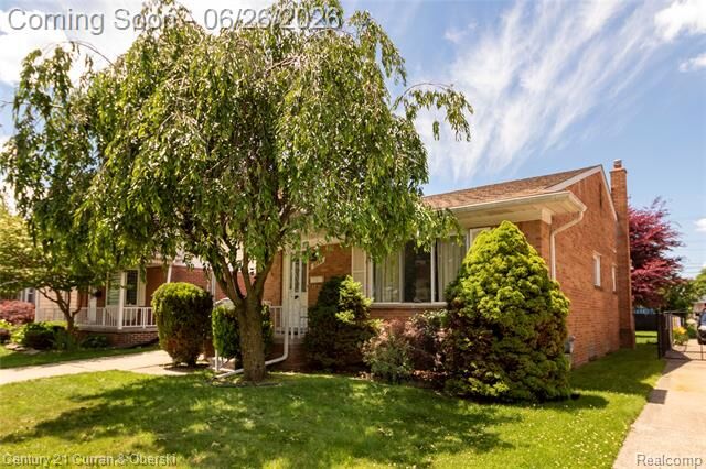Property Photo:  3220 Alice Street  MI 48124 