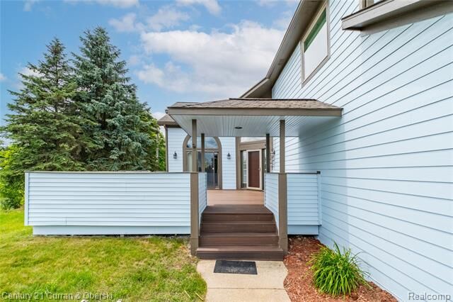 Property Photo:  1083 N Livernois Road  MI 48306 
