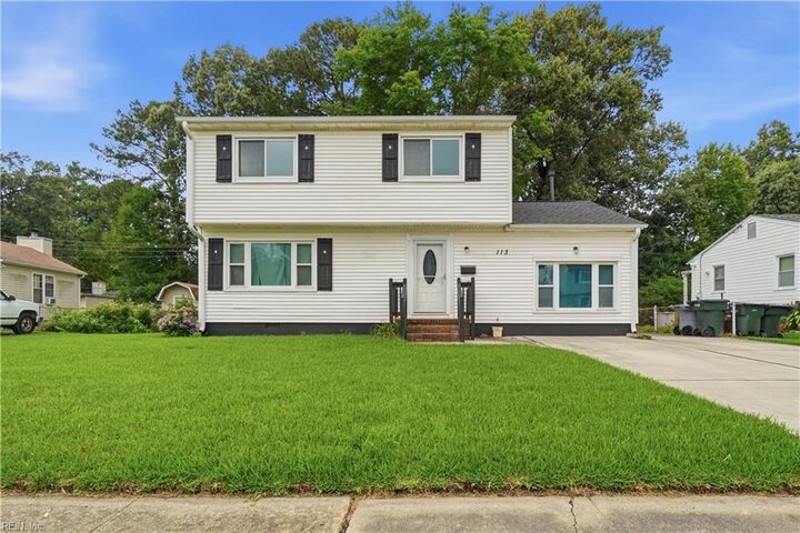 Property Photo: 113 Alaric Dr VA 23664