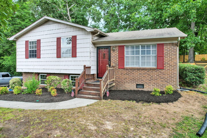 Property Photo: 1919 Rolling Brook Drive NE TN 37323