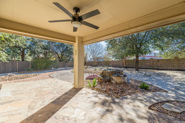 Property Photo: 1739 Oakmont Cir TX 78132