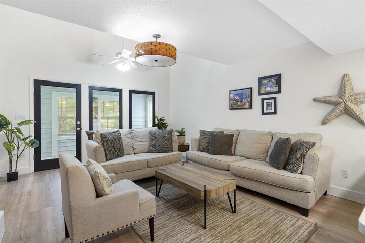 Property Photo:  200 16th St 206B  FL 32080 