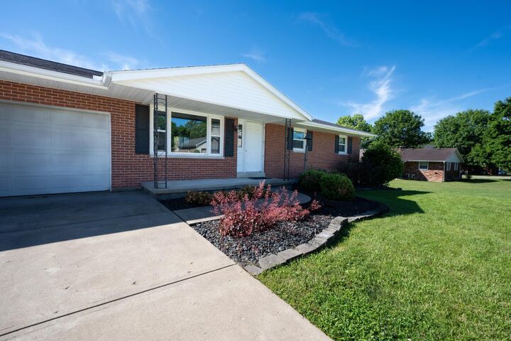 Property Photo:  1506 Ritzmann Drive  IN 47025 