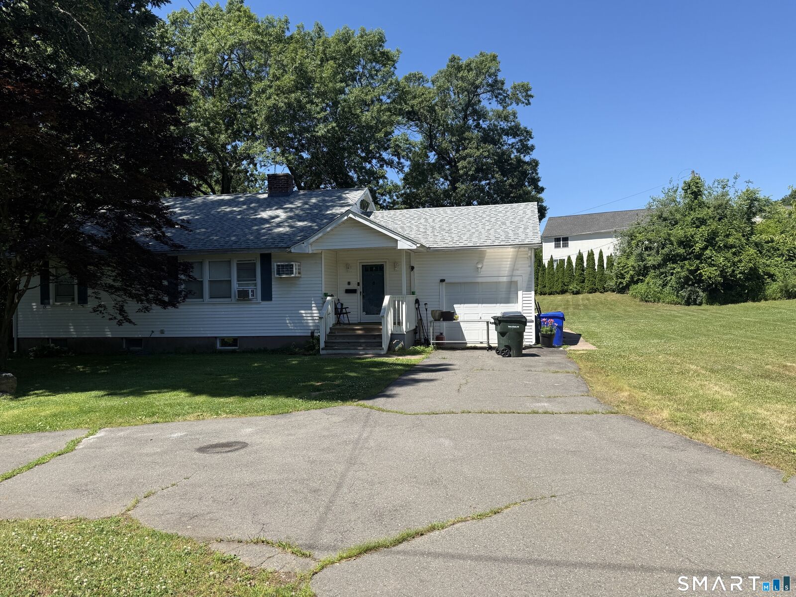 Property Photo:  160 Dividend Road  CT 06067 