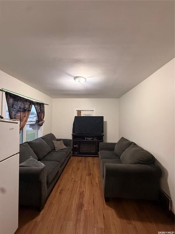 Property Photo: 982 12th Street W SK S6V 3C7