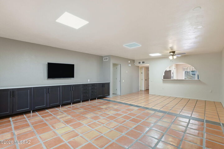 Property Photo:  783 W Placita Nueva  AZ 85614 