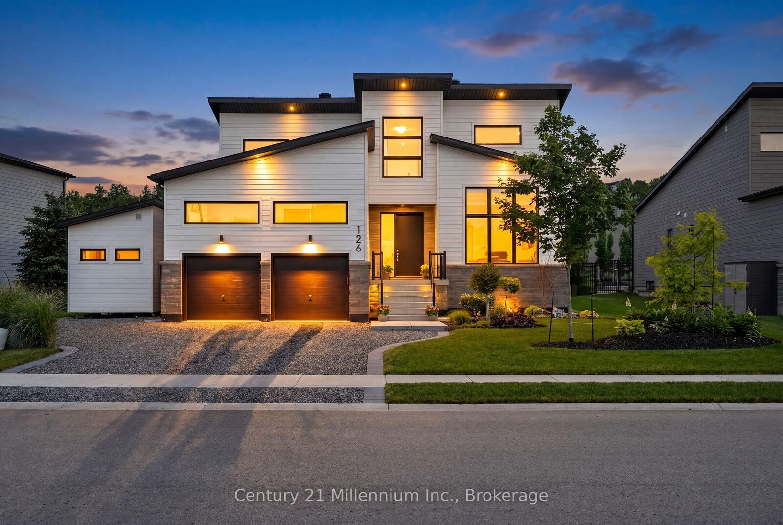 Property Photo: 126 Tekiah Road ON N0H 1J0