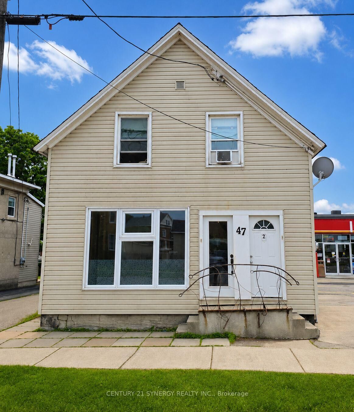 Property Photo:  47 Main Street E  ON K7A 1A5 