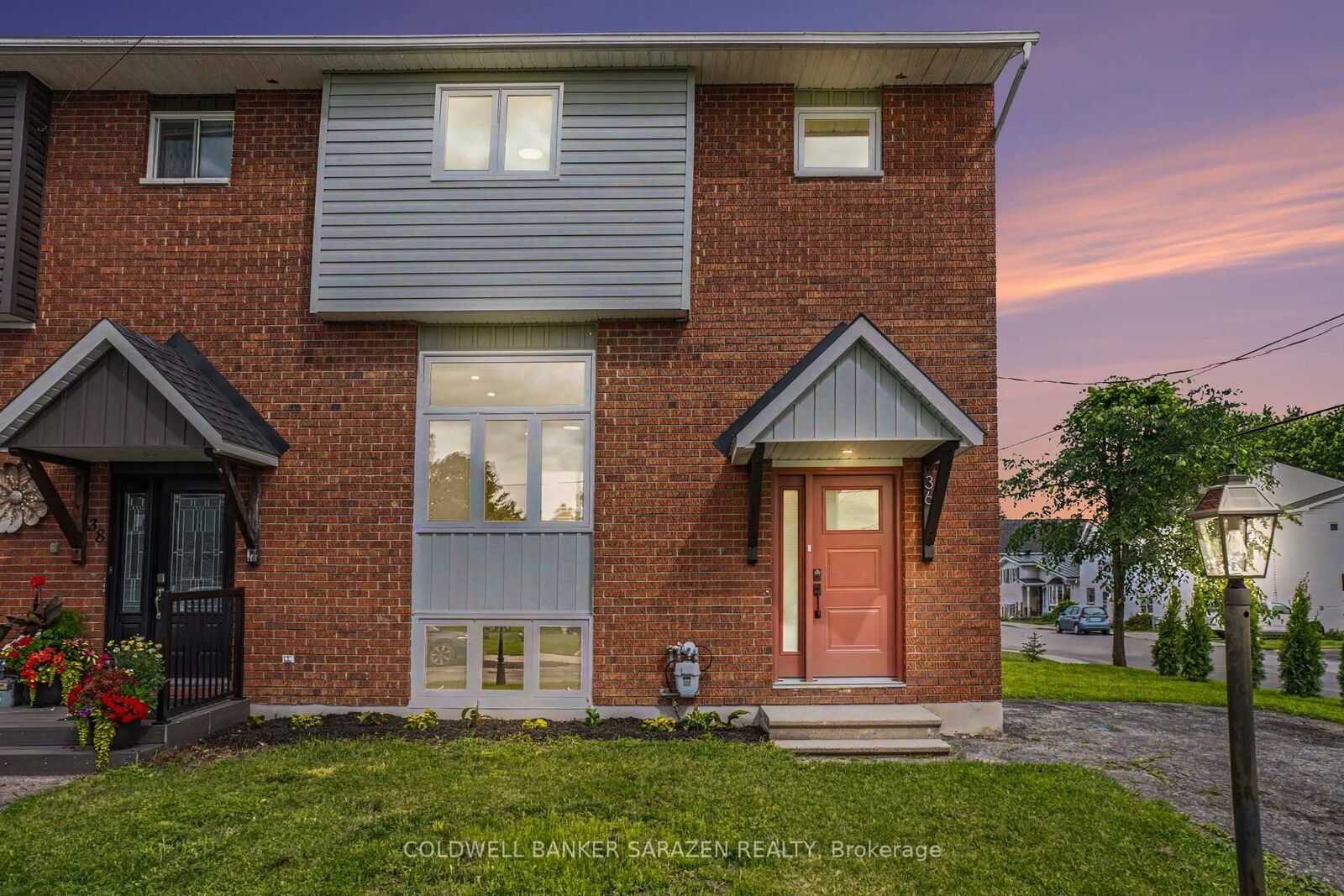 Property Photo:  36 McCallum Street  ON K0A 1A0 
