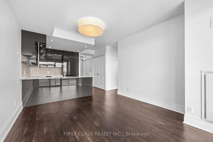 Property Photo: 16 Brookers Lane Ph-03 ON M8V 0A5