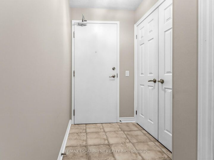 1379 Costigan Road 103 — photo 1