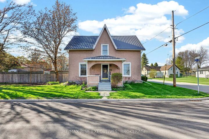 336 Queen Street — photo 1