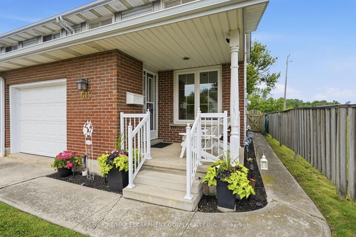 Property Photo:  615 Broad Street E  ON N1A 1G9 