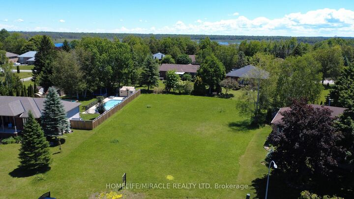 Property Photo: 31 Fairway Crescent ON L9Z 1B9