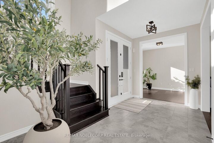 Property Photo: 36 Felhazi Trail ON L3W 0A4
