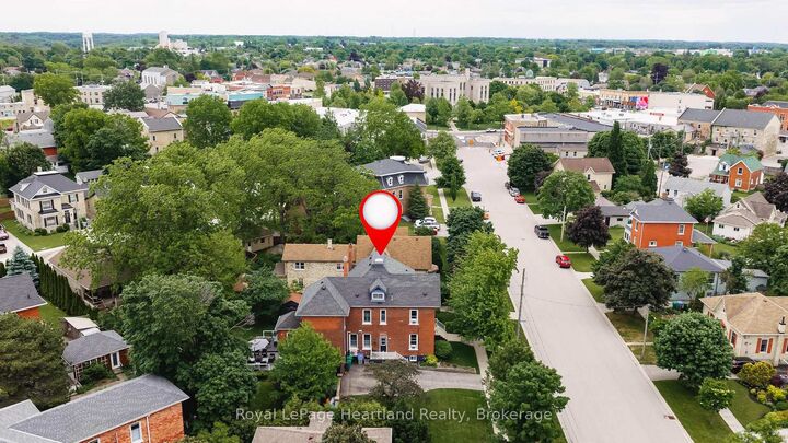 Property Photo:  72 Colborne Street  ON N7A 2V9 