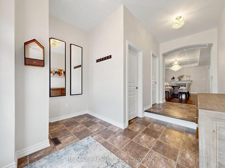 Property Photo: 50 Ascalon Drive ON L6A 0M5