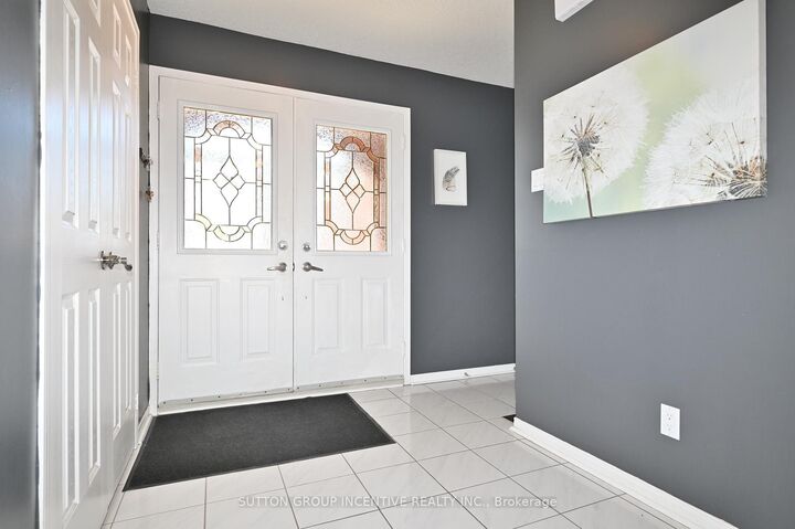 Property Photo:  98 Cardinal Street  ON L4M 6E3 