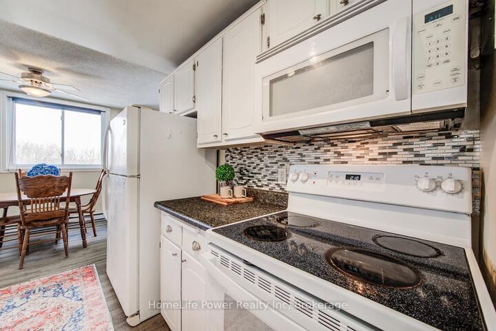 Property Photo: 4 Avalon Place 303 ON N2M 4N6