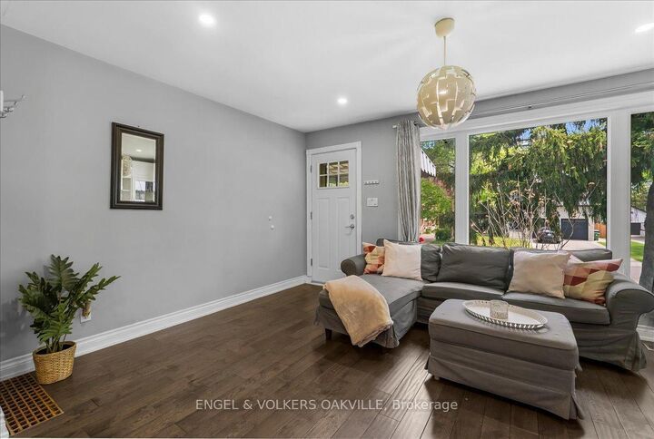 Property Photo: 22 Falaise Road ON M1E 3B5