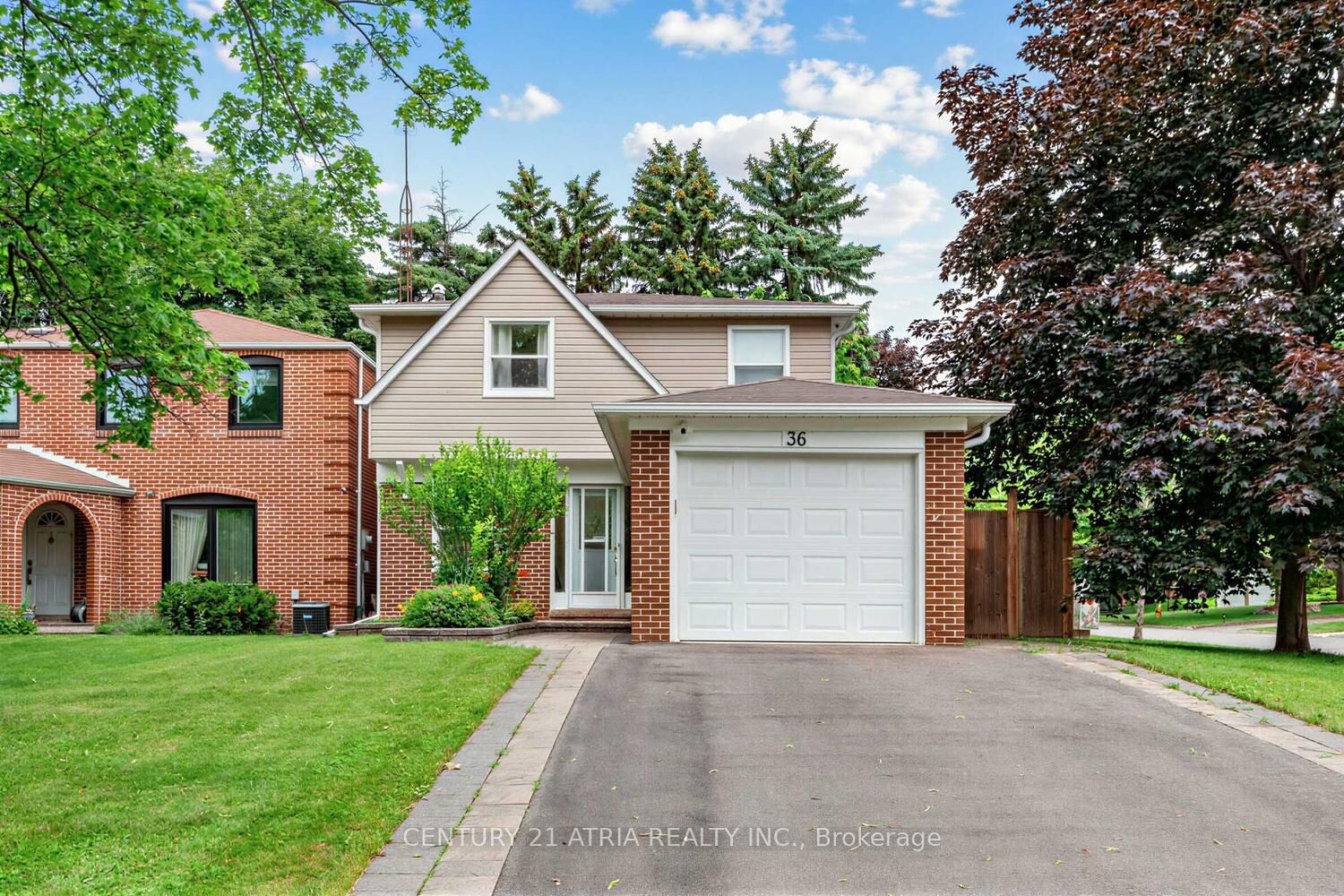 Property Photo: 36 Ravengloss Drive ON L3T 4C9