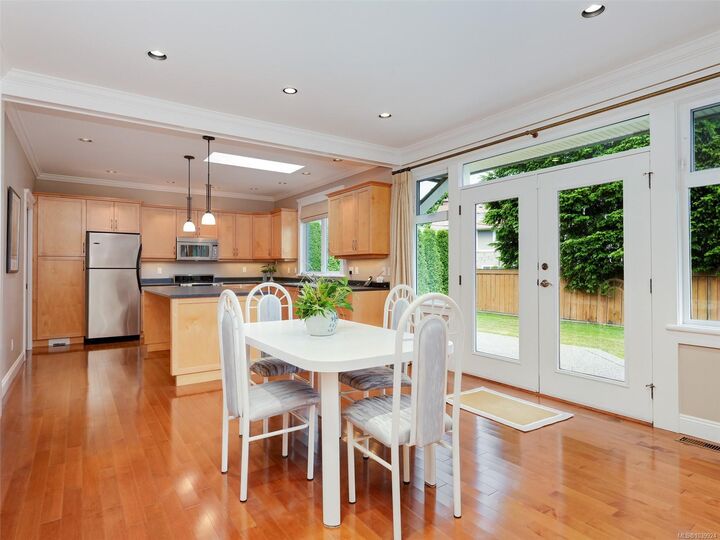 Property Photo: 2286 Hazelton Pl BC V8N 5C3