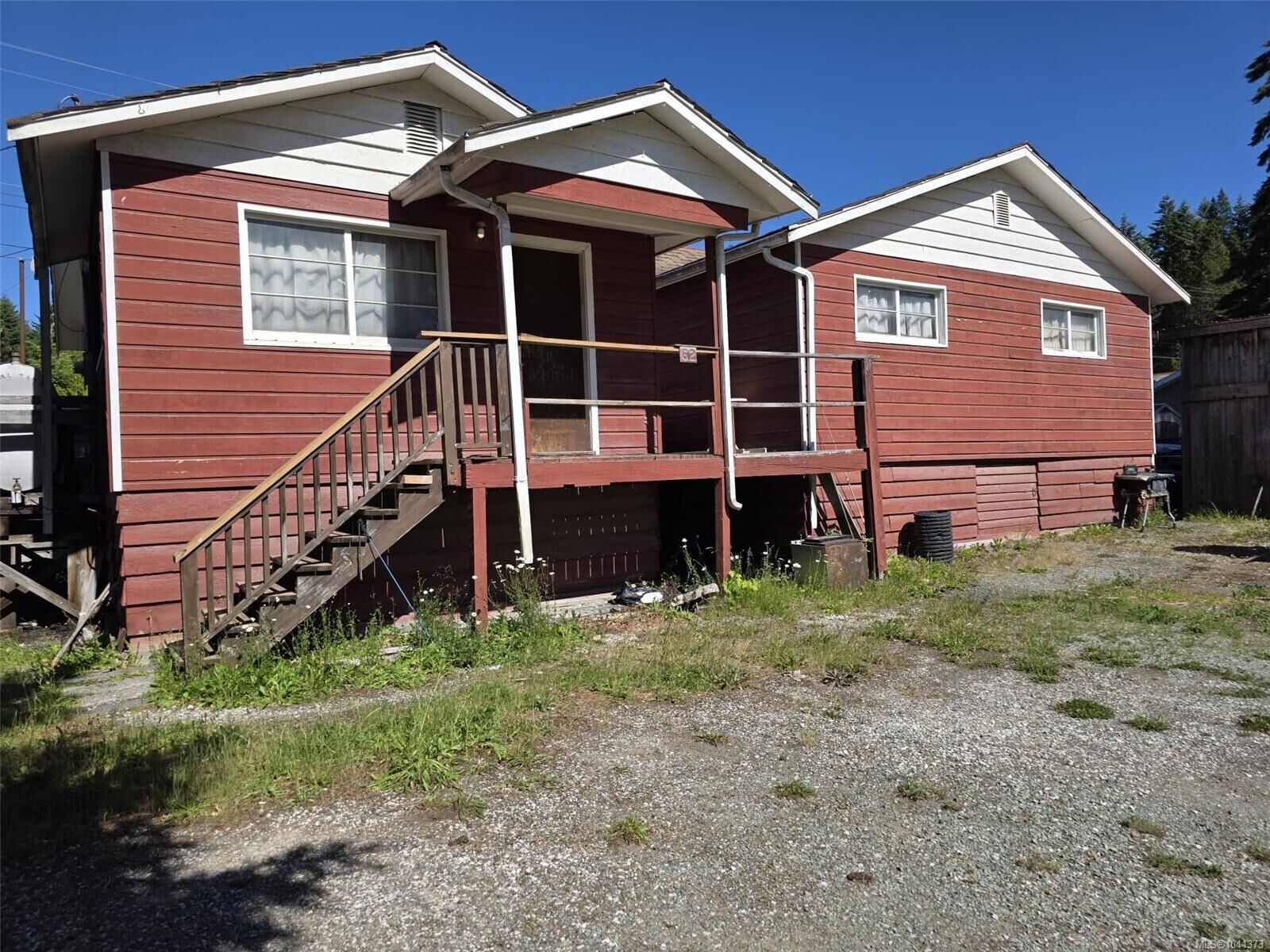 Property Photo: 62 Kinman Ave BC V0N 3P0