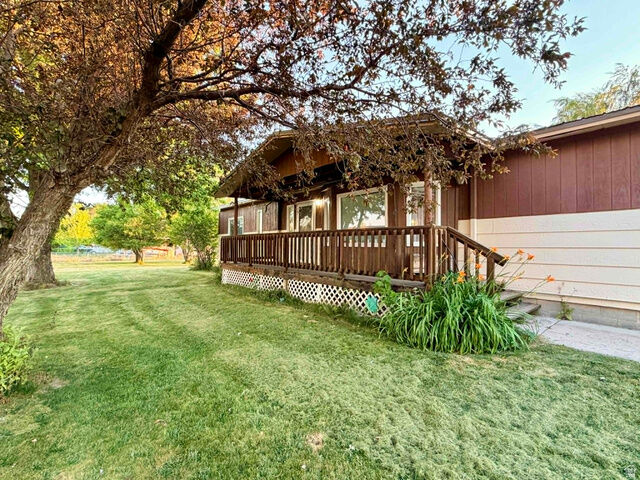 Property Photo: 255 N 900 W UT 84518