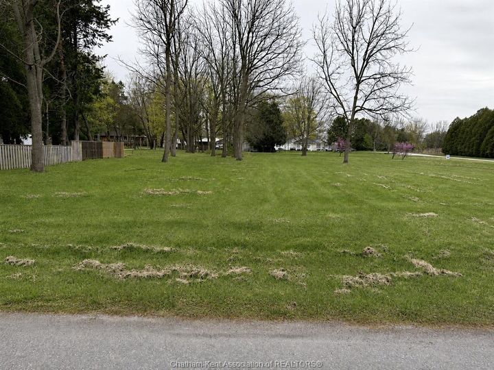 Property Photo:  V/L Thomson Avenue  ON N0L 1H0 