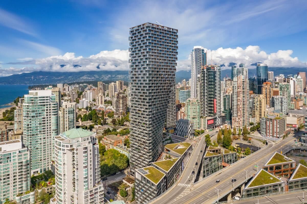 Photo de la propriété:  1480 Howe Street 3105  BC V6Z 0G5 